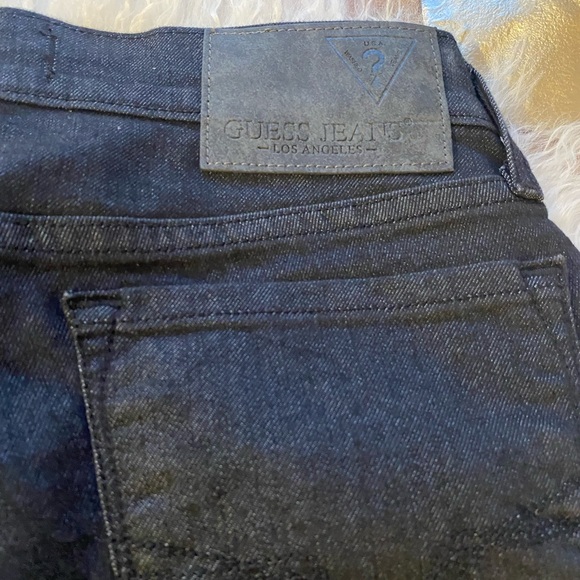 BNWT Premium Guess men’s Lincoln jeans in size 30x32!! - Picture 6 of 9